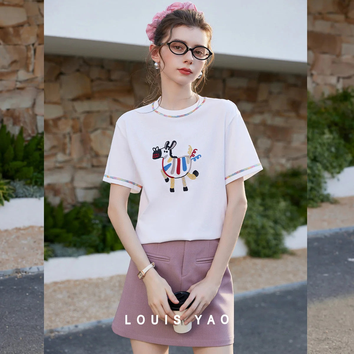 LOUIS YAO Playful Age-Reducing Fun Embroidered Short Sleeve T-Shirt 2026 Summer Top Pullover Slightly Stretch Cute Women's Tee