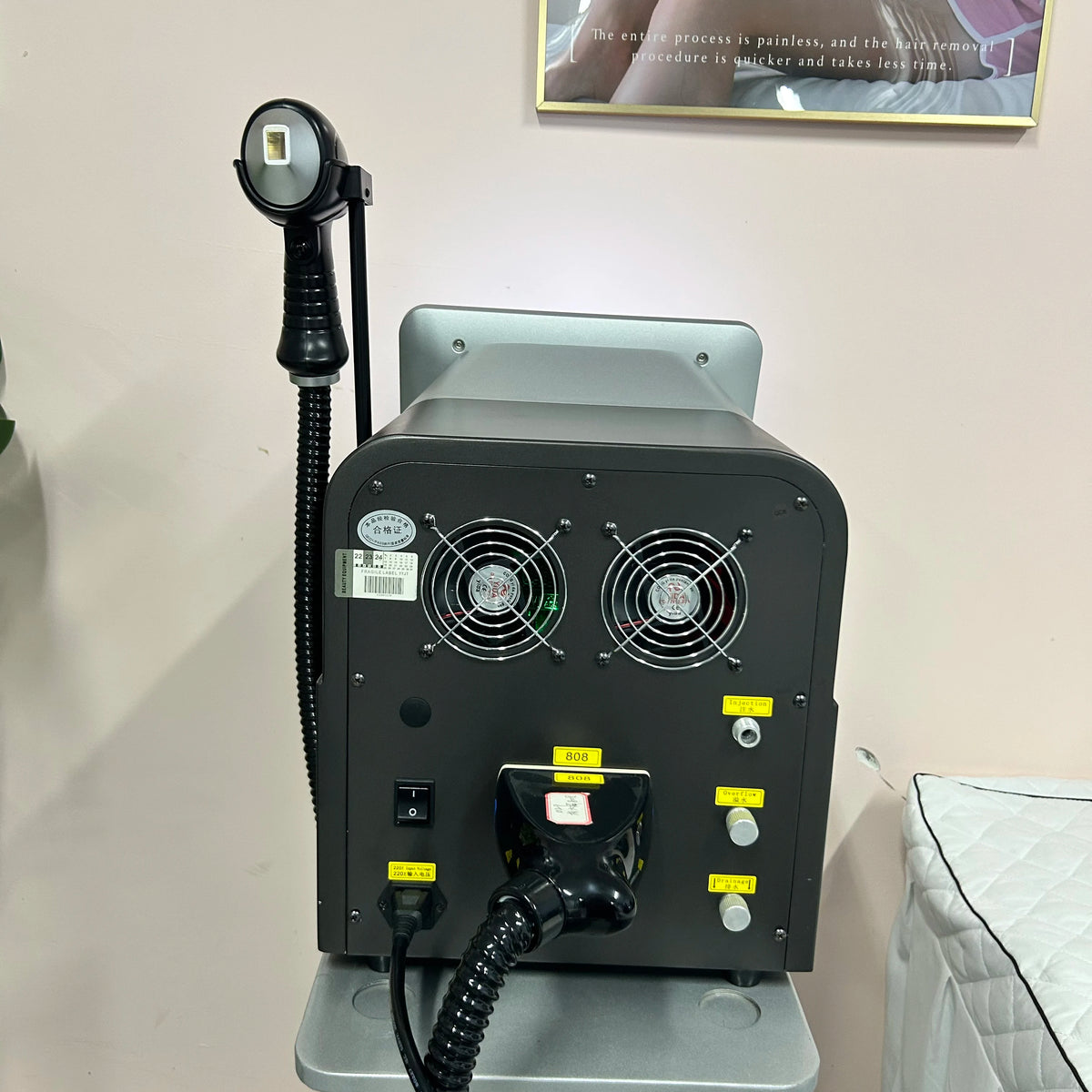 HOT Portable 4000W Diode Laser 10 Laser Bars 755NM 808NM 1064NM Wavelength Freezing Point Painless Permanent Hair Removal