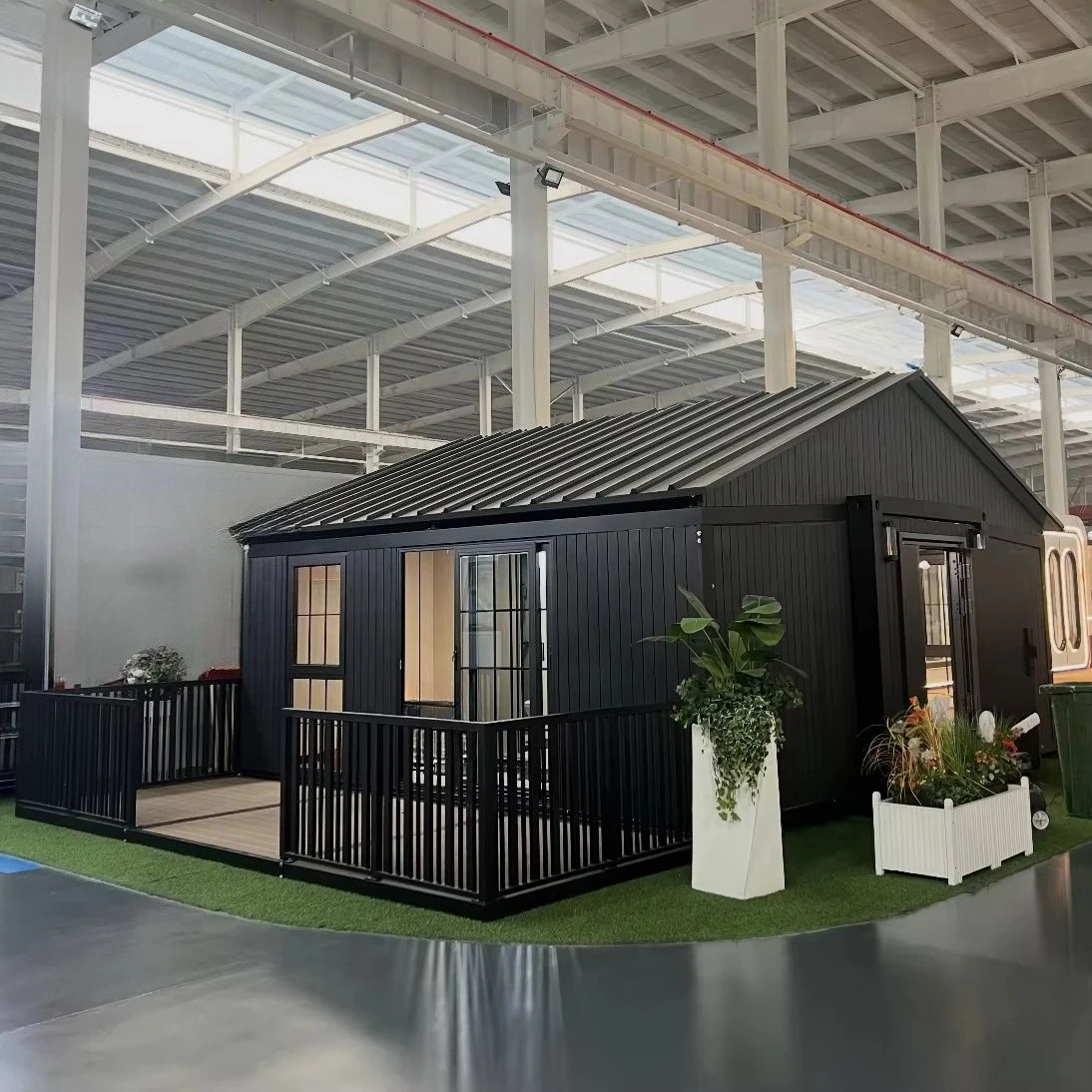 Wood Grain Finish Foldable Expandable House Portable Prefab Container Home Natural Look Exterior Decorative Panel Modular Cabin