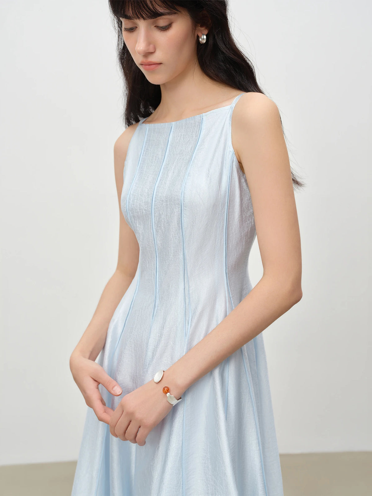 ZIQIAO Elegant Off-the-shoulder Patchwork Dress for Women Knee-length Sleeeveless Solid Dating New Arrivals for Spring 2026