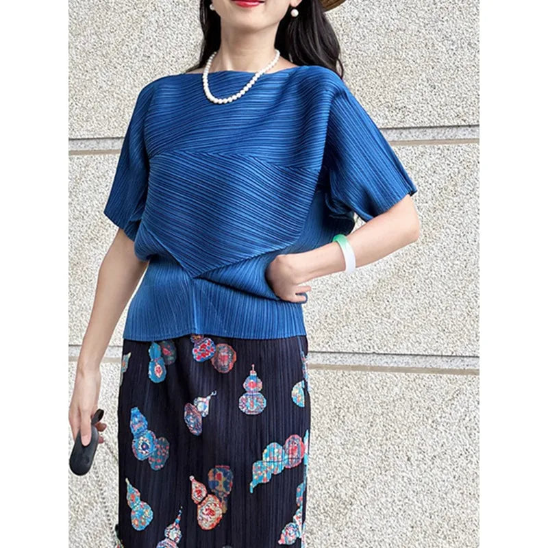 Pleated Top 2026 New Round Neck Short Sleeve Batwing T-Shirt Women Summer Lightweight Vacation Travel Women's Clothing